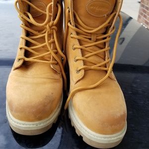 Lugz work boot - size 10 mens